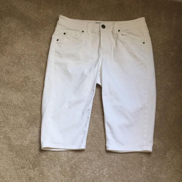 tommy bahama clam diggers